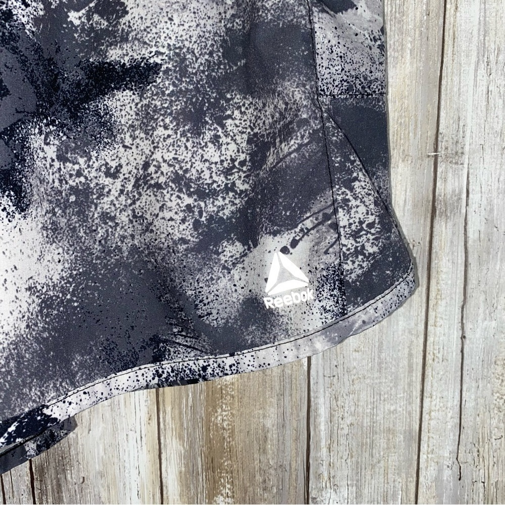 Reebok Fearless Splatter Running Shorts - Picture 3 of 6